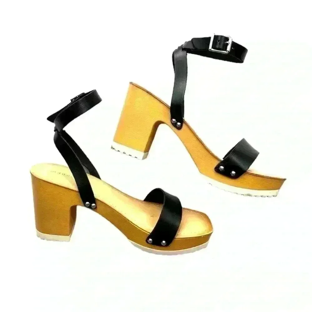 Madden Girl Black/Tan Retro “70’s”Studded‎ Platform Chunky Block Heels size 9